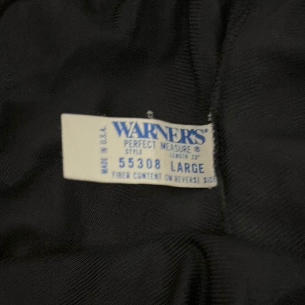 ❤️3/$15❤️ Vintage Warners Black Half Slip with slit - Picture 3 of 12